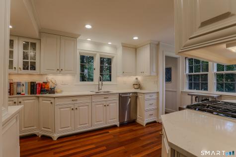 53 Belknap Road West Hartford CT 06117