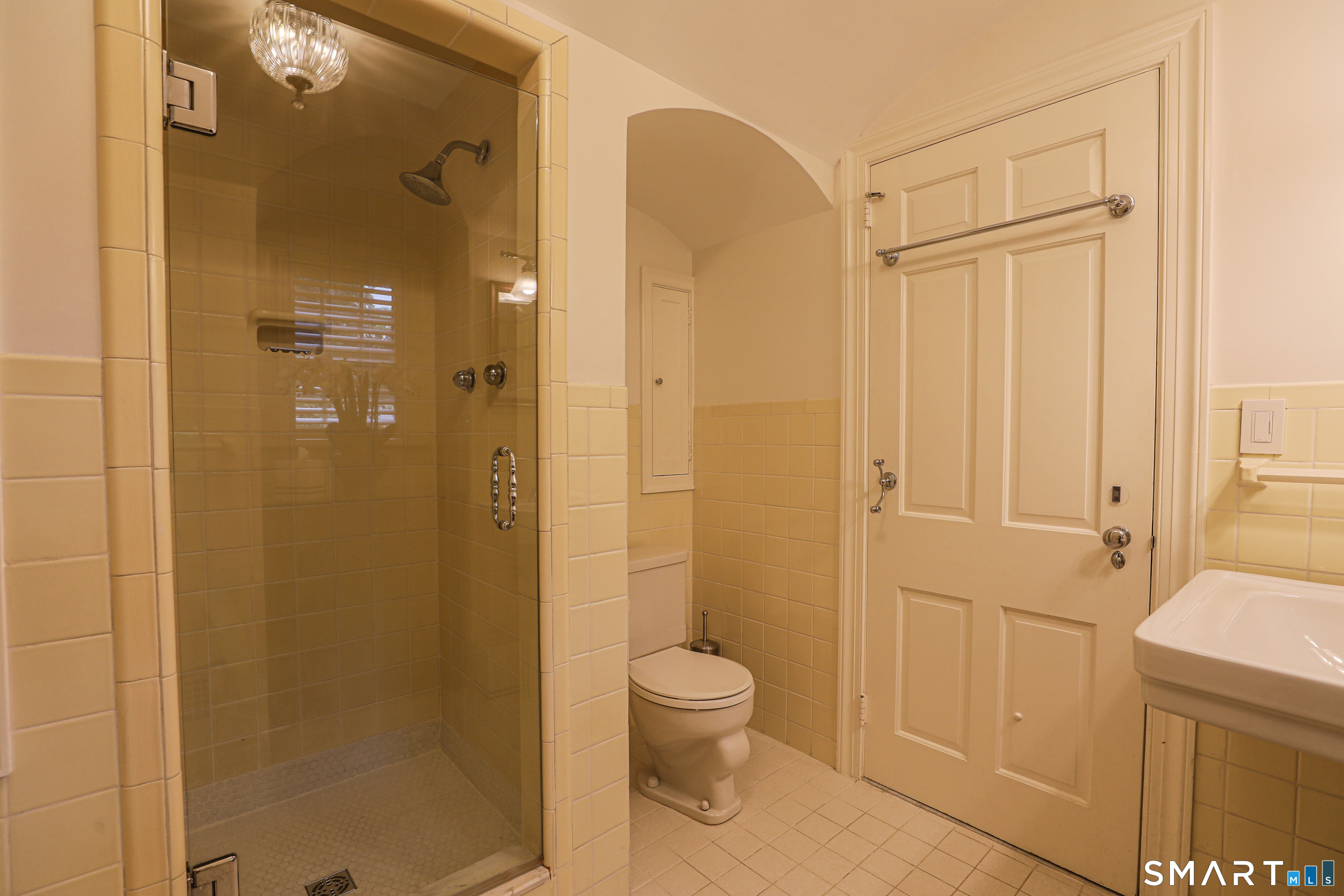 53 Belknap Road West Hartford CT 06117