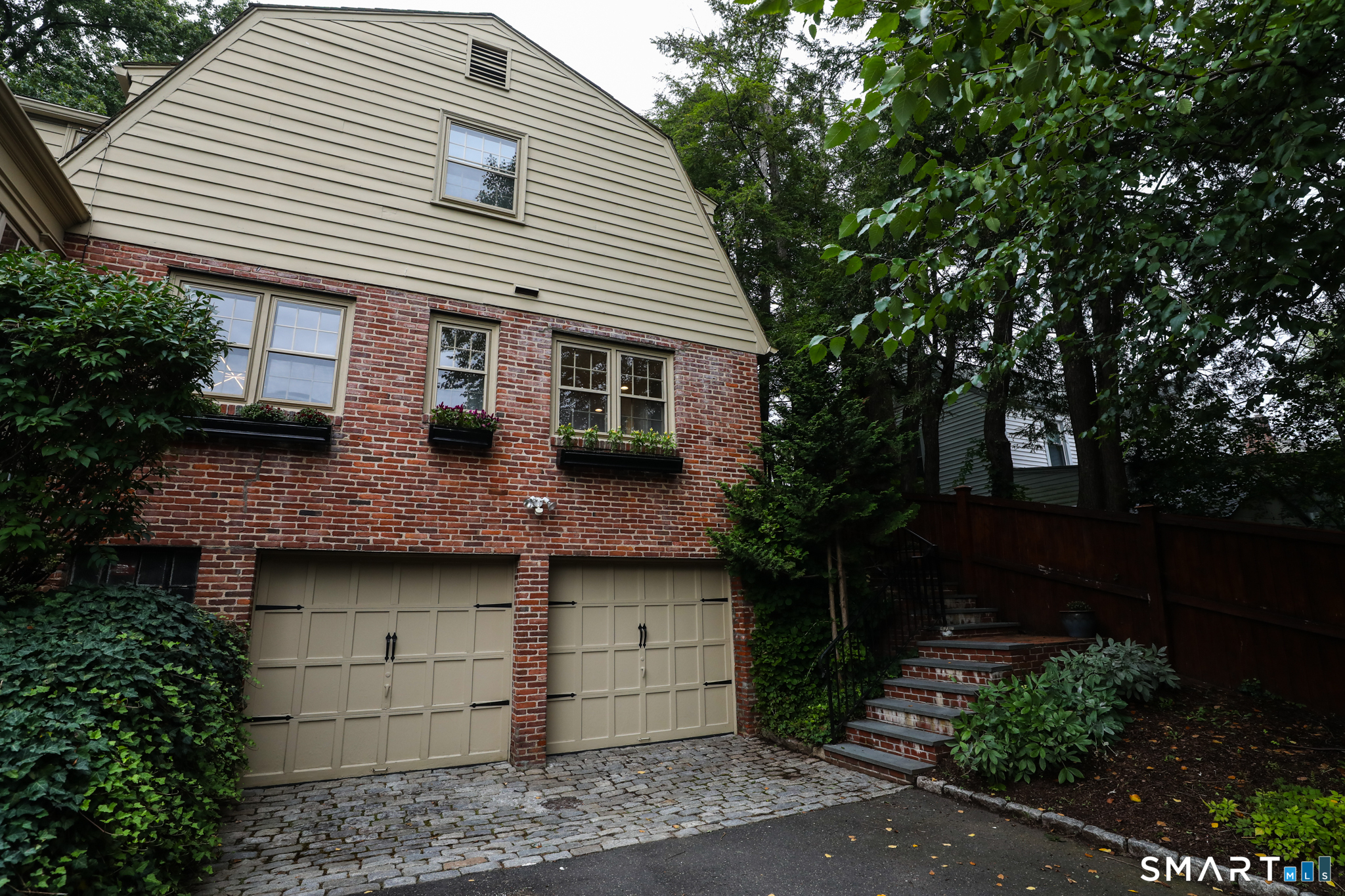 53 Belknap Road West Hartford CT 06117
