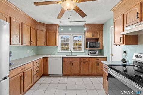 30 Sky Edge Drive Bethel CT 06801