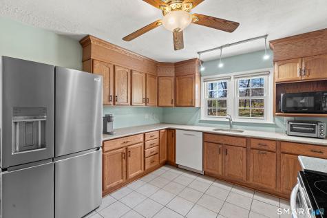 30 Sky Edge Drive Bethel CT 06801