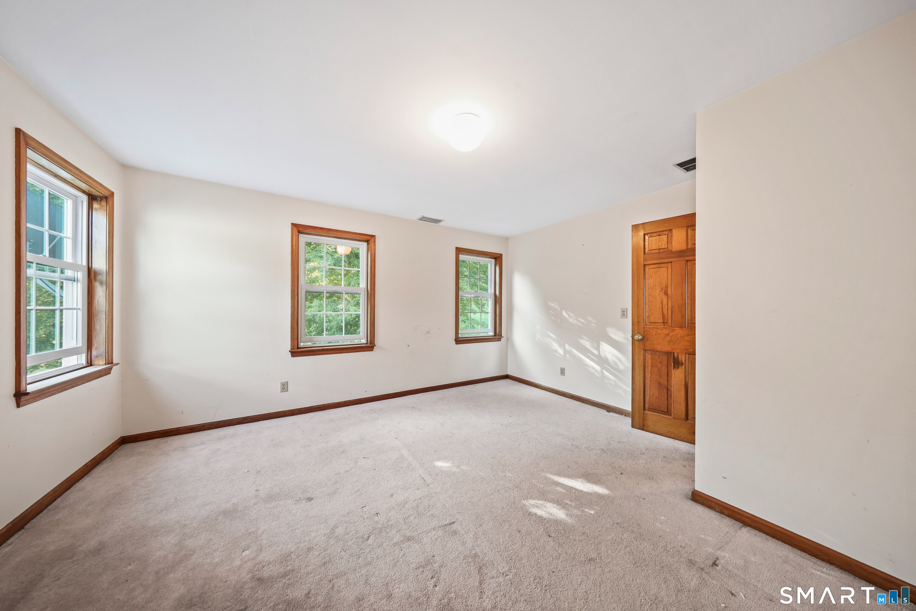 69 Nonnewaug Road Woodbury CT 06798