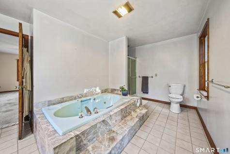 69 Nonnewaug Road Woodbury CT 06798