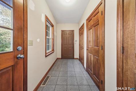 69 Nonnewaug Road Woodbury CT 06798