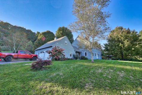 69 Nonnewaug Road Woodbury CT 06798