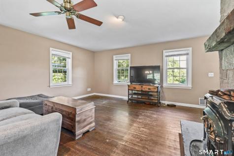 69 Nonnewaug Road Woodbury CT 06798