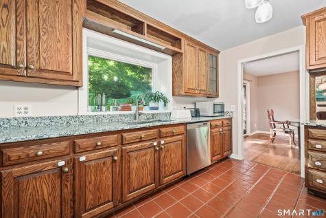 69 Nonnewaug Road Woodbury CT 06798