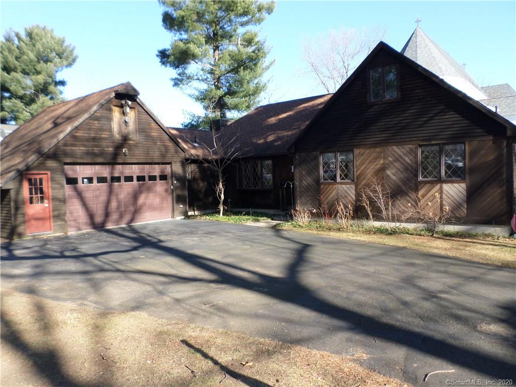 37 Saint James Street Manchester CT 06040