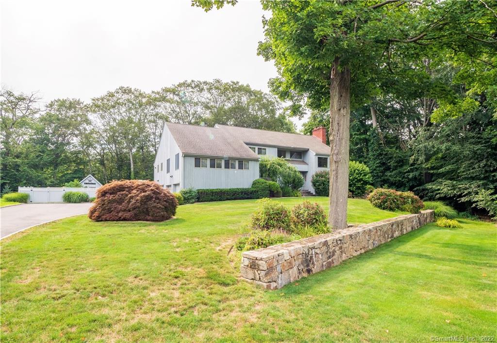 16 Fireside Court Norwalk CT 06850