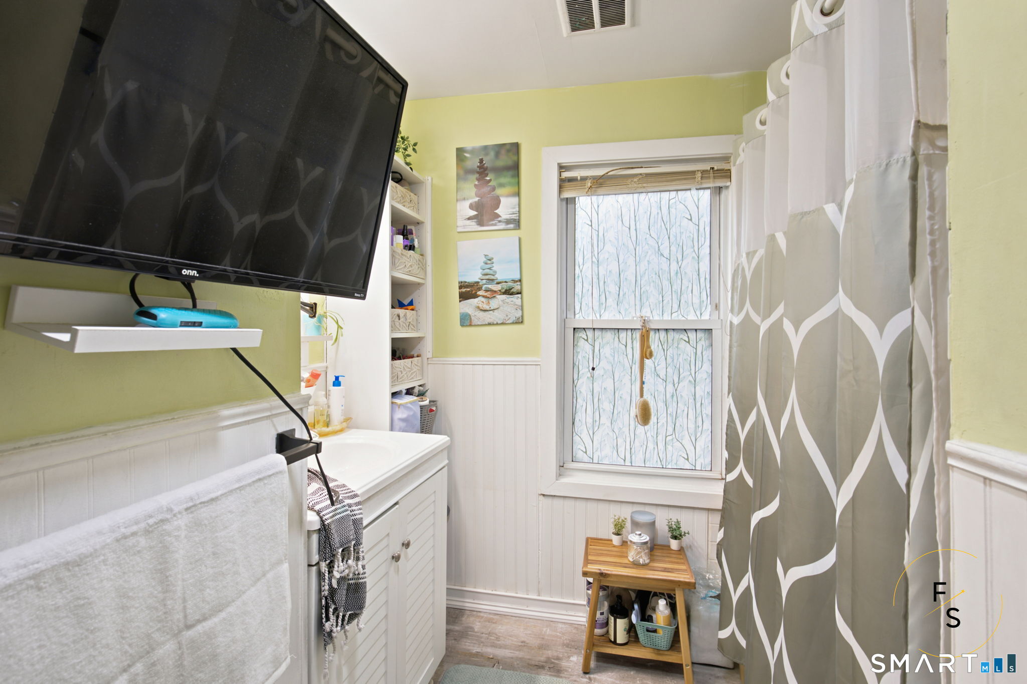 182 Broad Street Norwich CT 06360