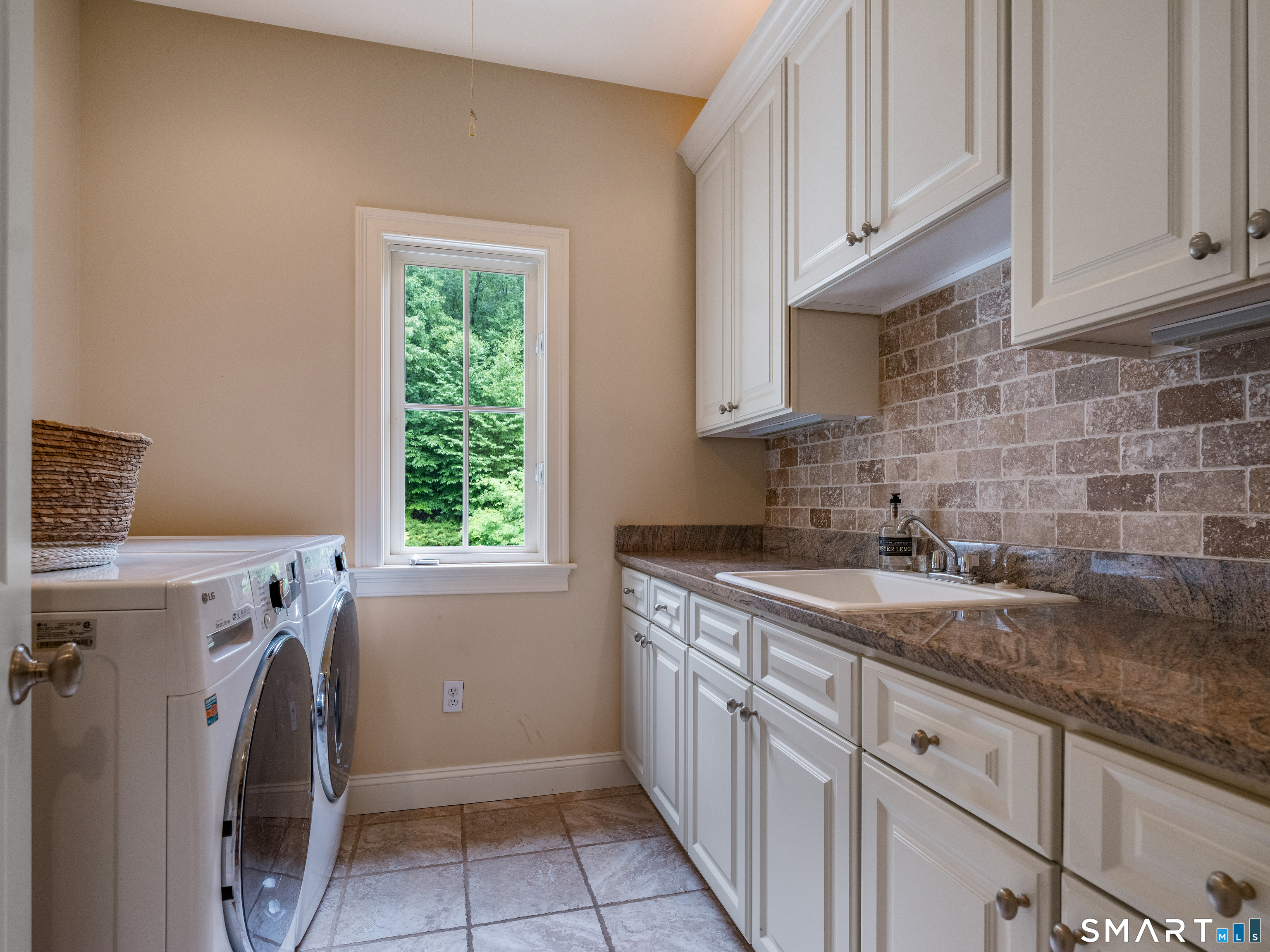 110 Atwater Road Canton CT 06019