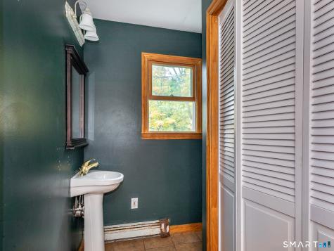 28 Curtiss Hill Road Morris CT 06763