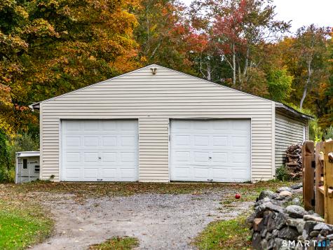 28 Curtiss Hill Road Morris CT 06763