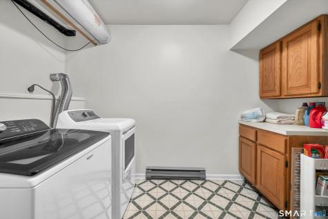 13 Pocono Road Newtown CT 06470