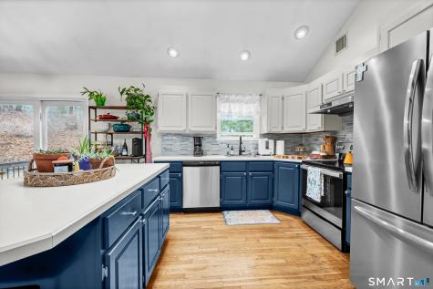 13 Pocono Road Newtown CT 06470