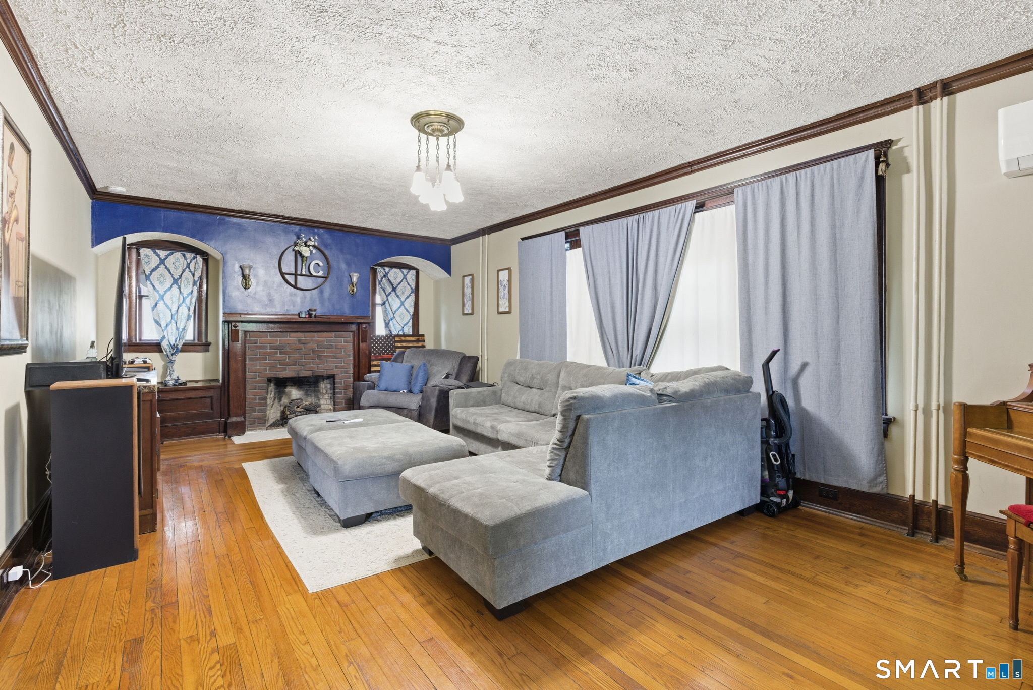 238 Curtis Street Meriden CT 06450