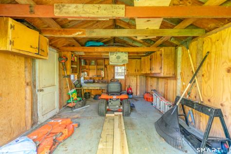 950 Old Colchester Road Montville CT 06370
