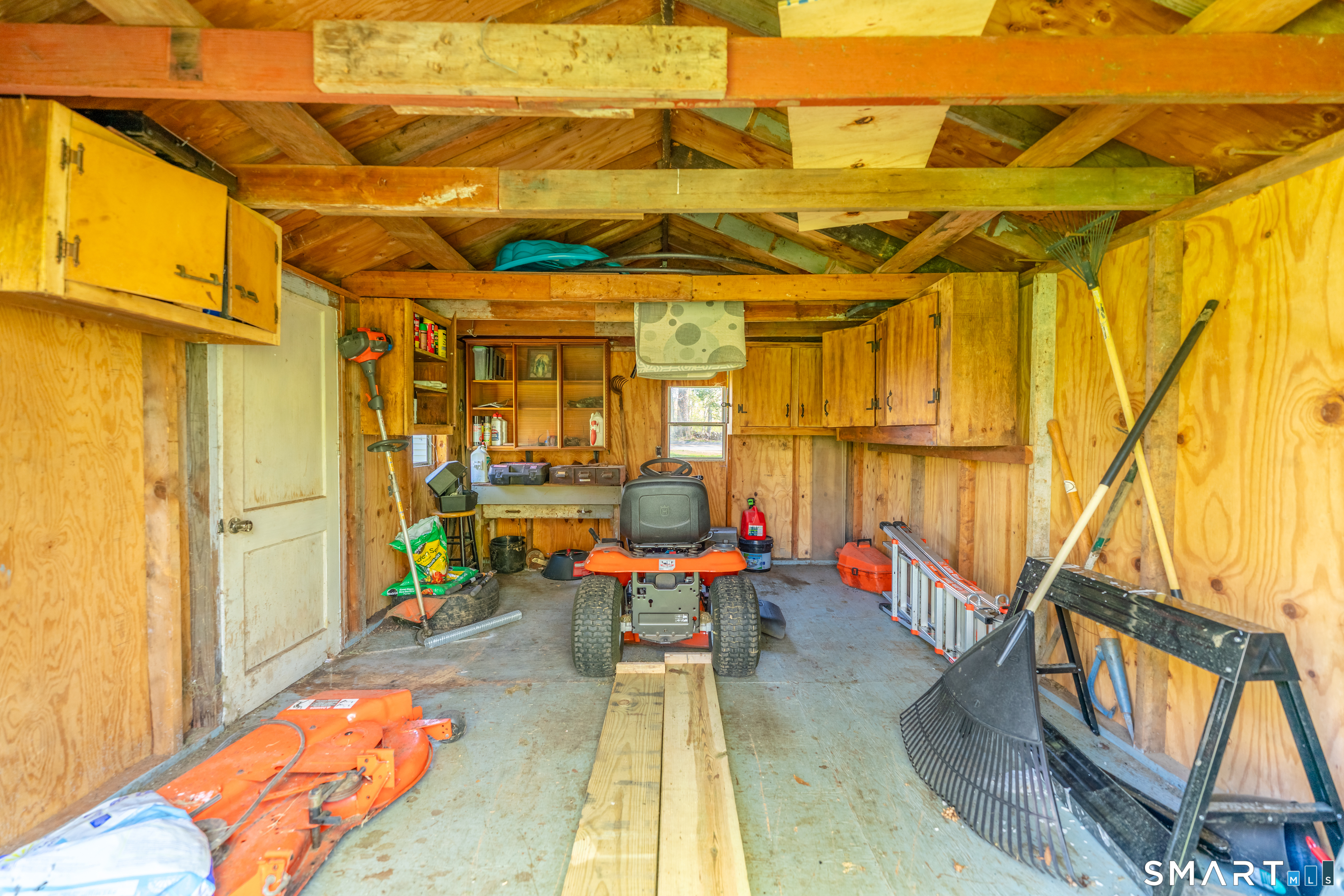 950 Old Colchester Road Montville CT 06370