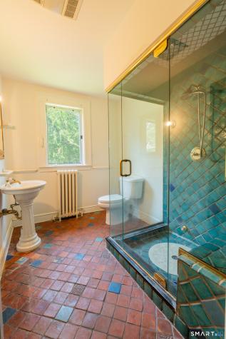 95 Beecher Road Woodbridge CT 06525