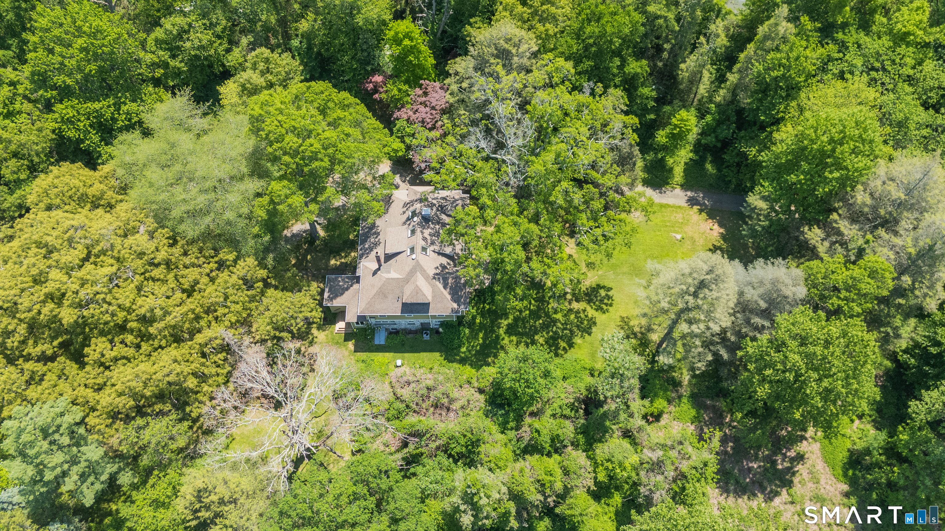 95 Beecher Road Woodbridge CT 06525