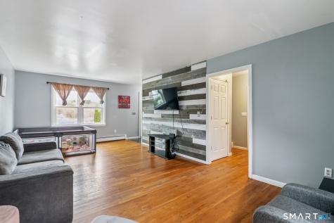 89 Alma Street Naugatuck CT 06770