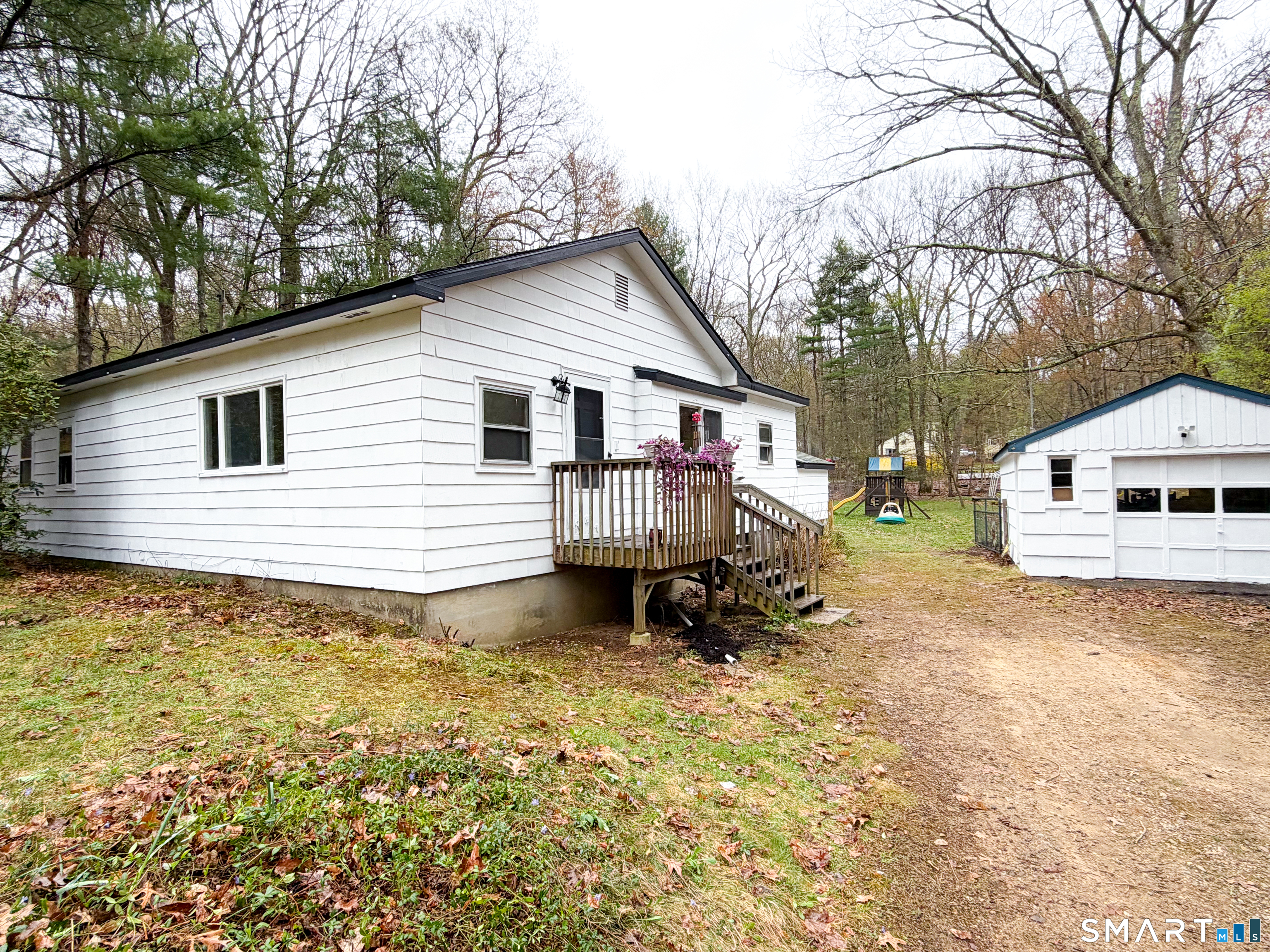 45 Navratil Road Willington CT 06279