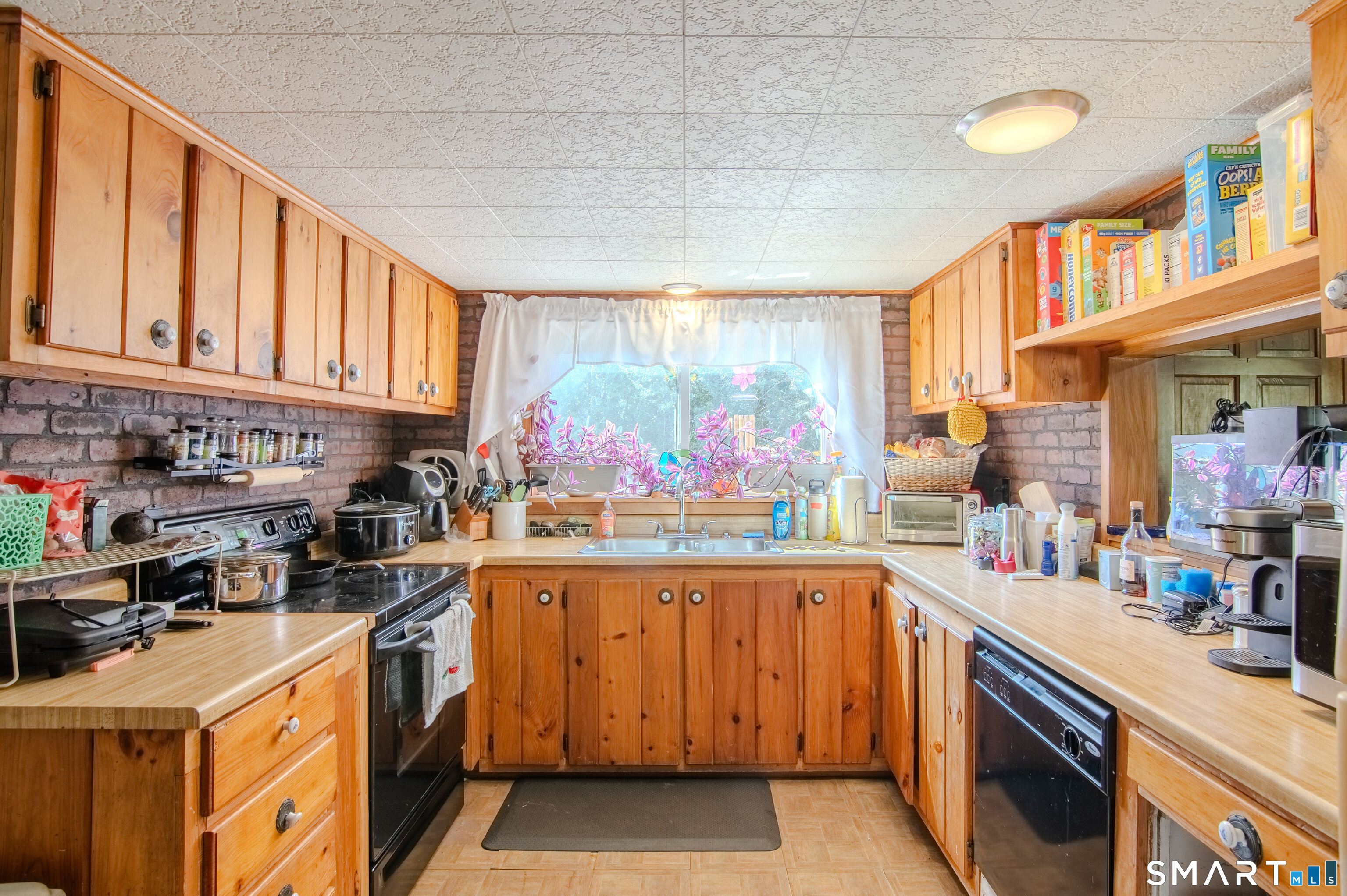 45 Navratil Road Willington CT 06279