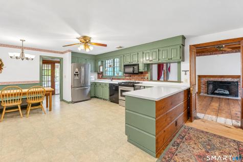 62-J Patricia Avenue North Stonington CT 06359