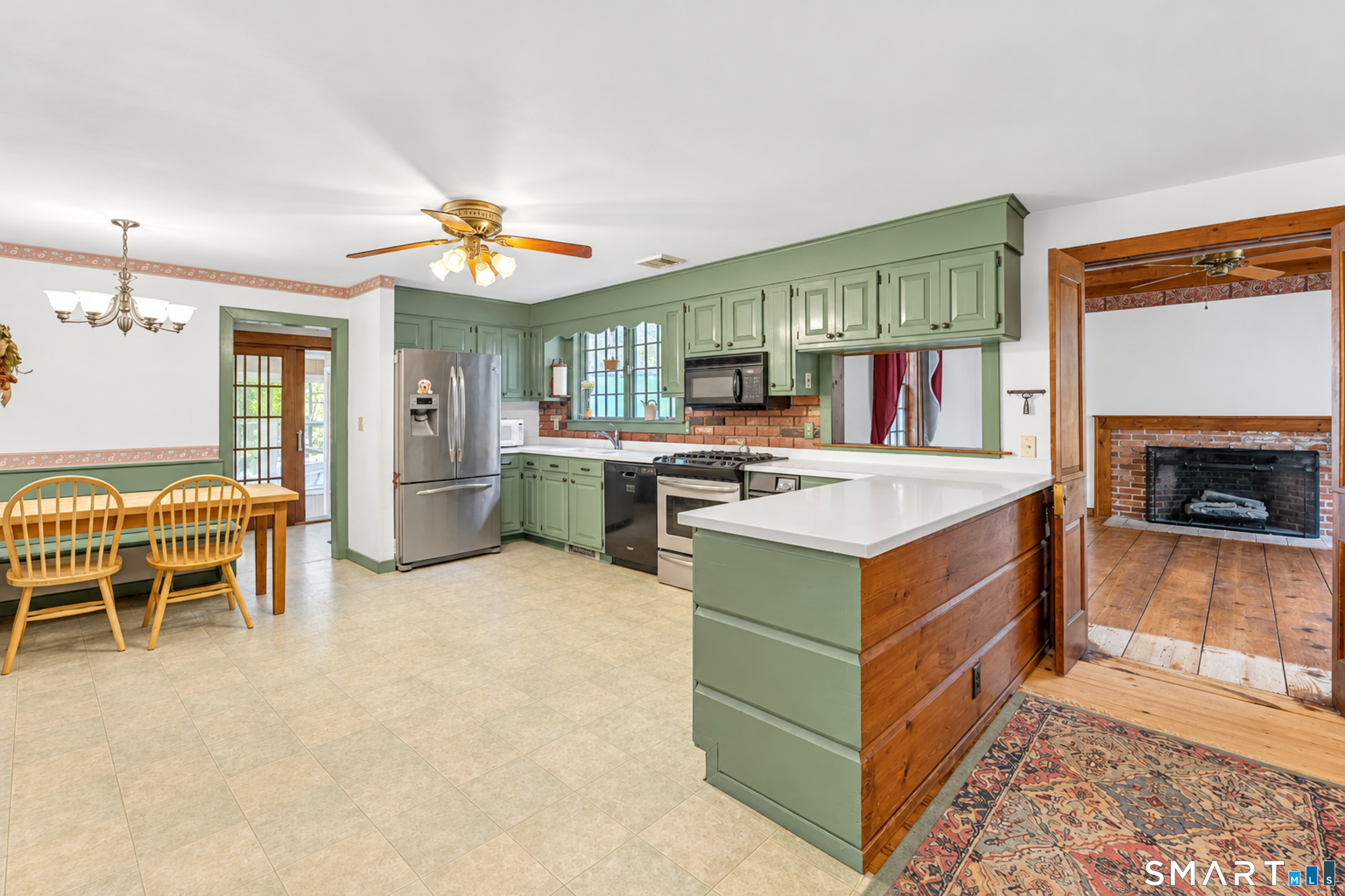 62-J Patricia Avenue North Stonington CT 06359