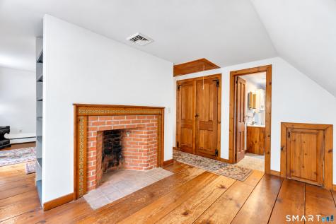 62-J Patricia Avenue North Stonington CT 06359