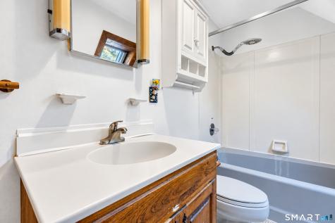 62-J Patricia Avenue North Stonington CT 06359