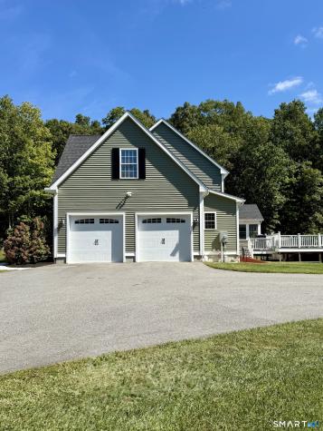 26 Fox Hollow Drive Montville CT 06370