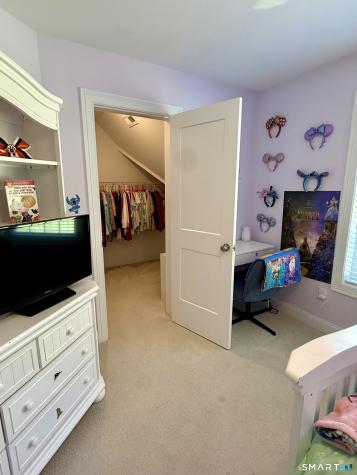 26 Fox Hollow Drive Montville CT 06370