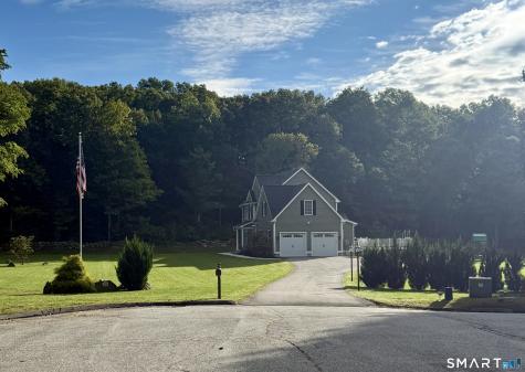 26 Fox Hollow Drive Montville CT 06370