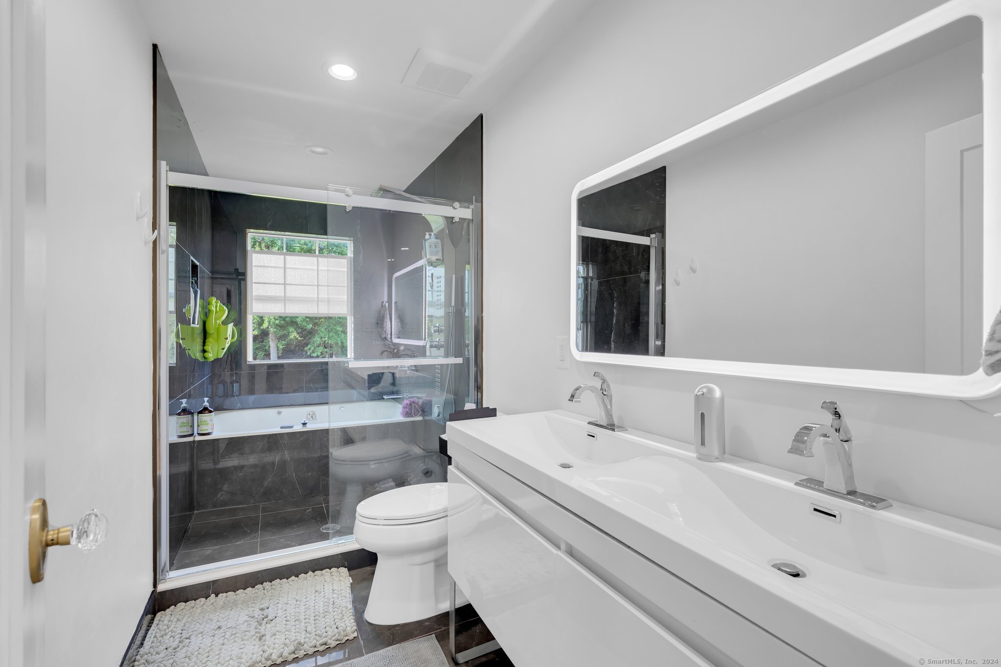 14 Barmore Drive Stamford CT 06905