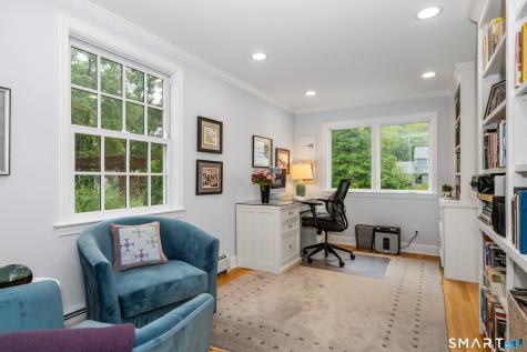 373 Auburn Road West Hartford CT 06119