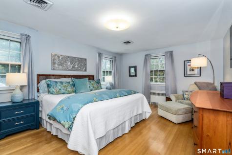 373 Auburn Road West Hartford CT 06119