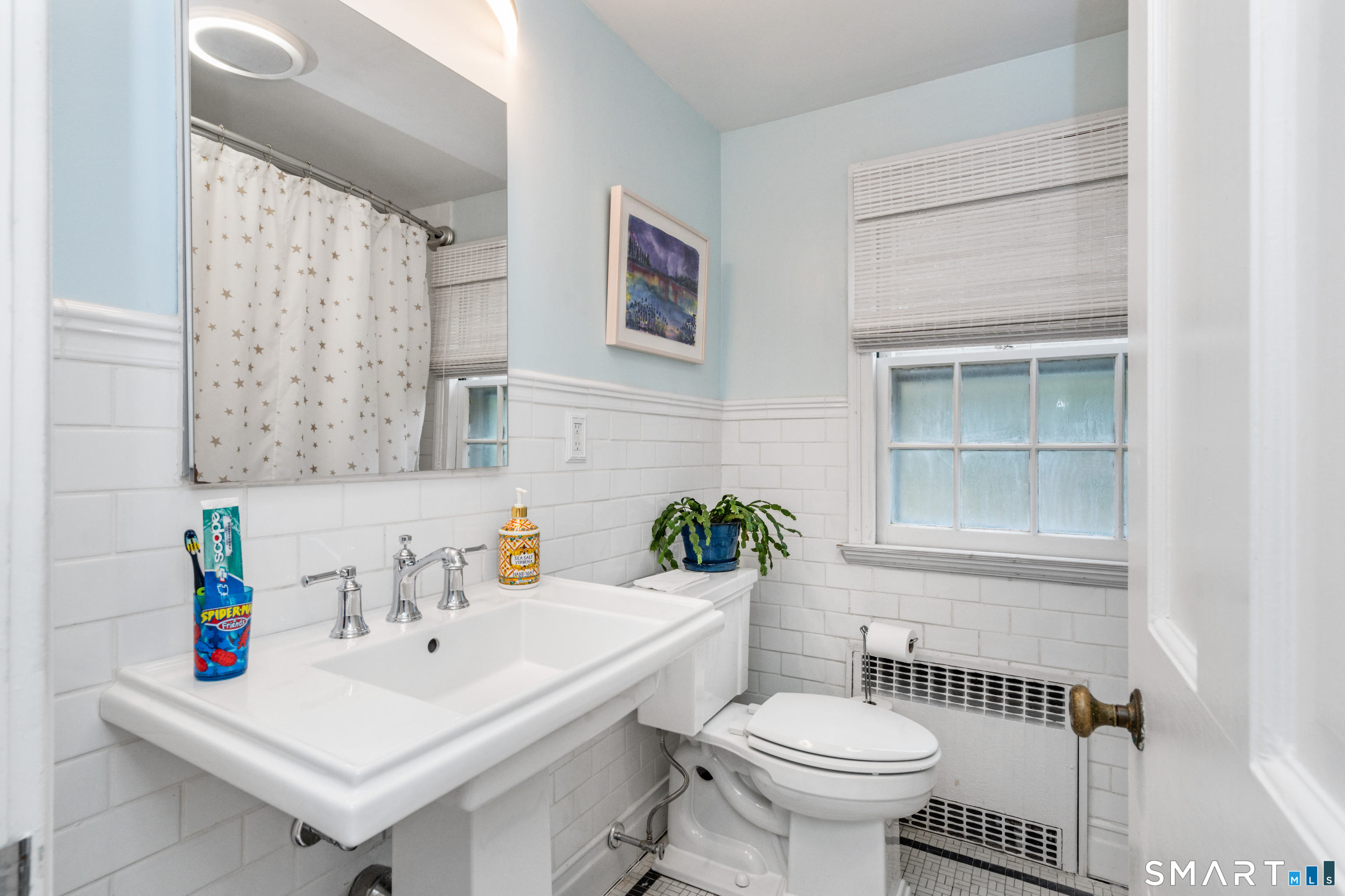 373 Auburn Road West Hartford CT 06119