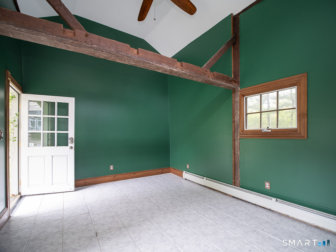 388 Amity Road Woodbridge CT 06525