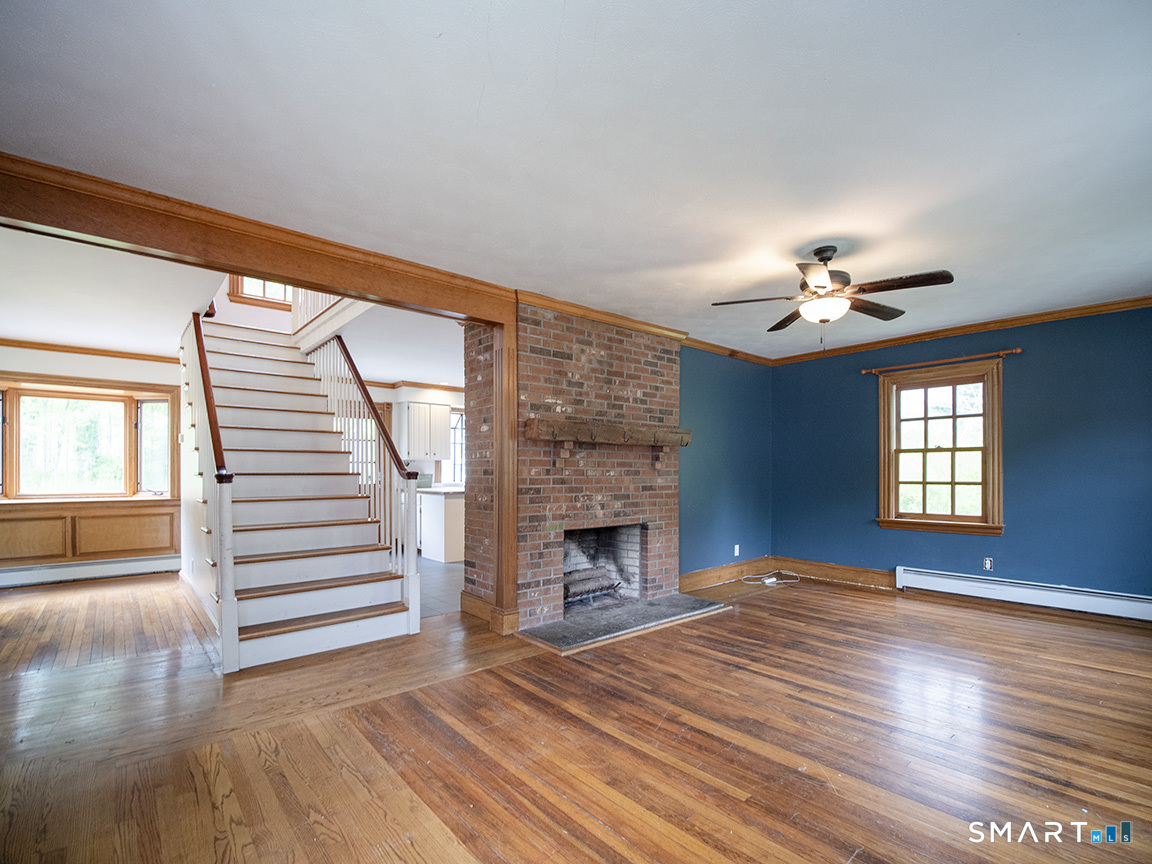 388 Amity Road Woodbridge CT 06525