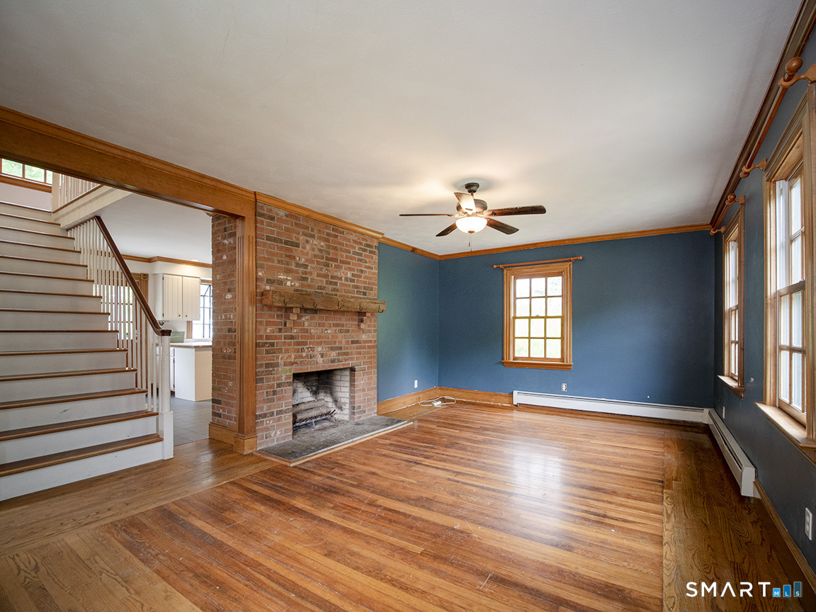 388 Amity Road Woodbridge CT 06525