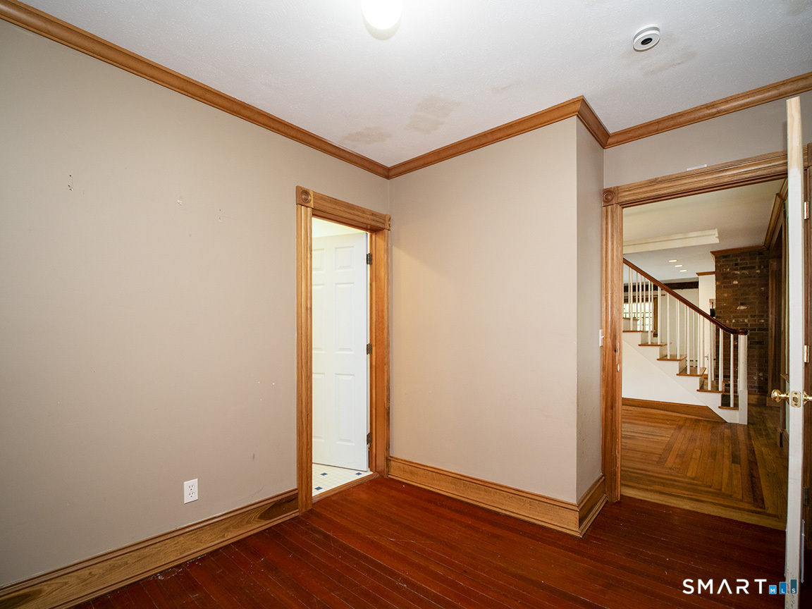 388 Amity Road Woodbridge CT 06525