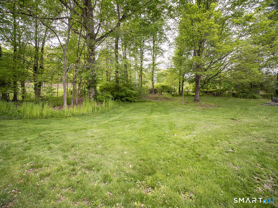 388 Amity Road Woodbridge CT 06525