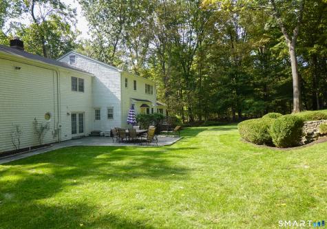 8 Glen Lane Weston CT 06883