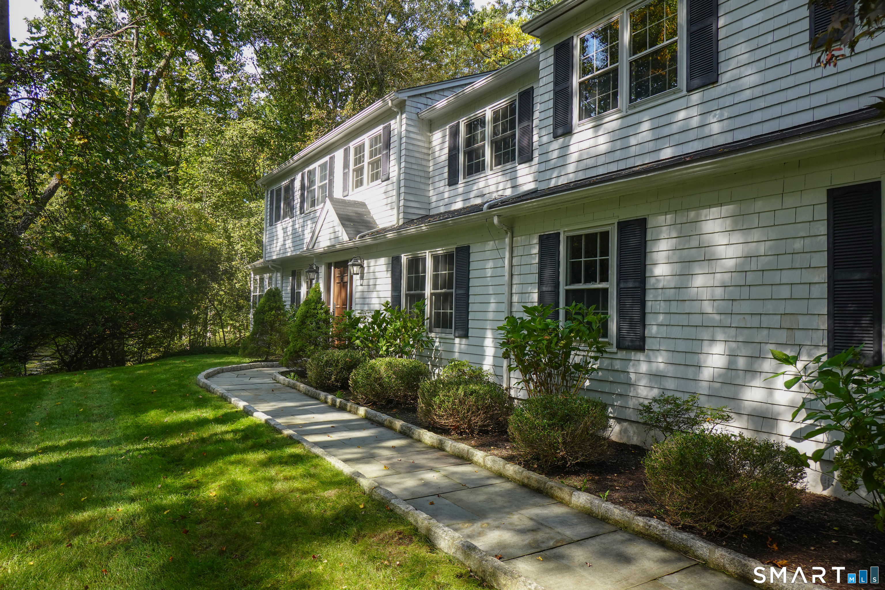 8 Glen Lane Weston CT 06883