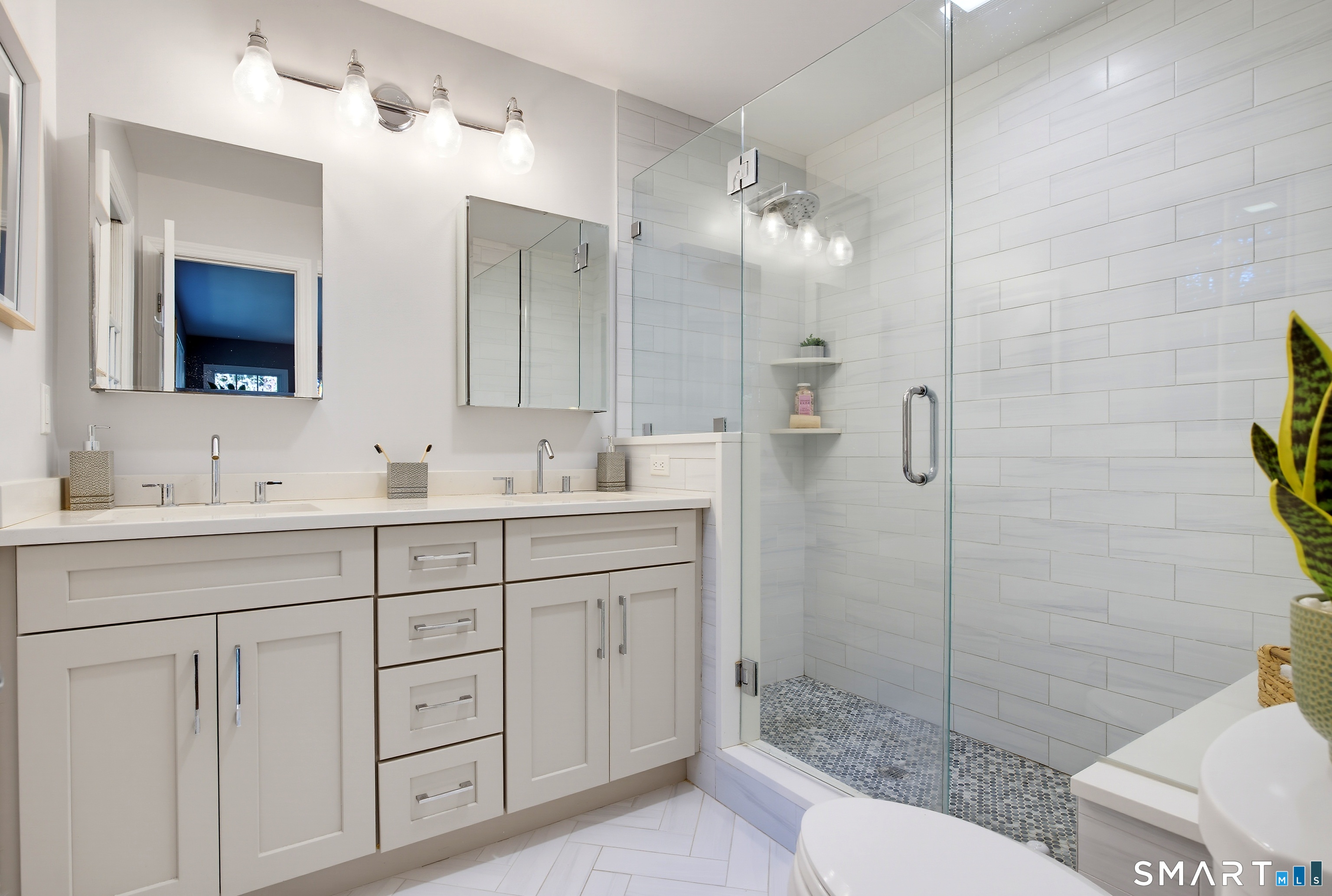 8 Glen Lane Weston CT 06883