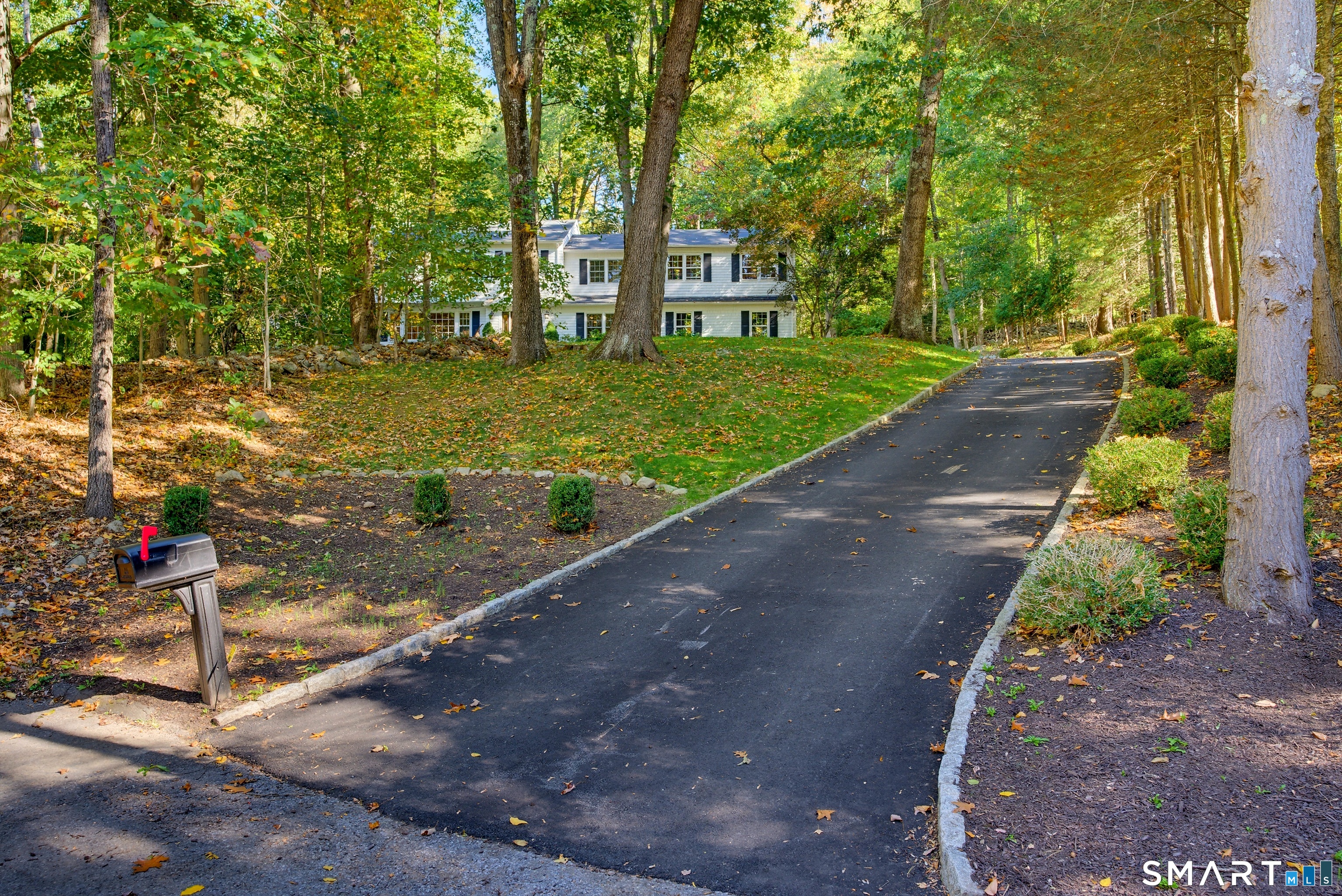 8 Glen Lane Weston CT 06883