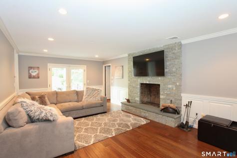 8 Glen Lane Weston CT 06883