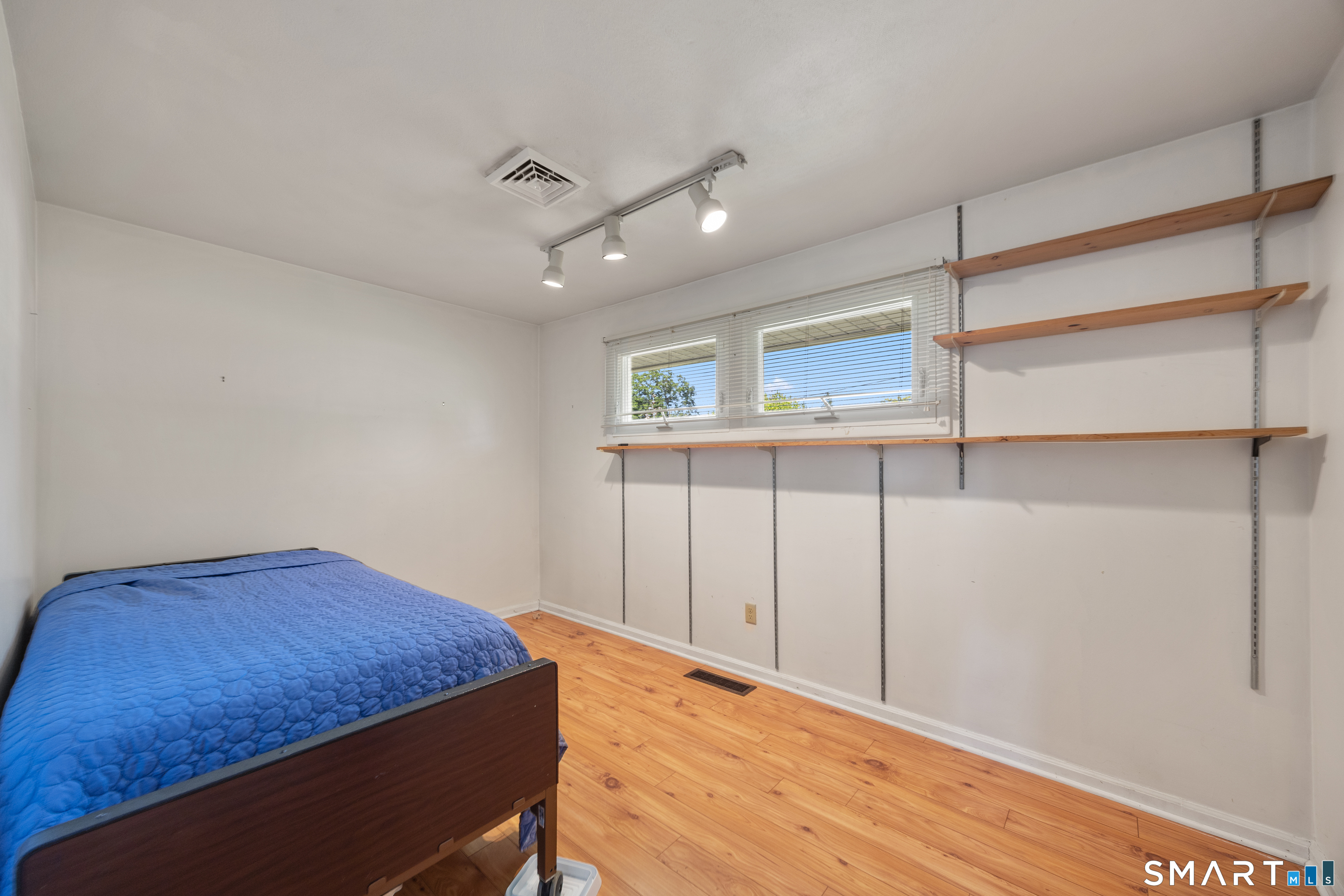 401 Juniper Lane Cheshire CT 06410