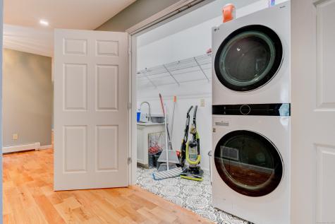 404 Bassetts Bridge Road Mansfield CT 06250